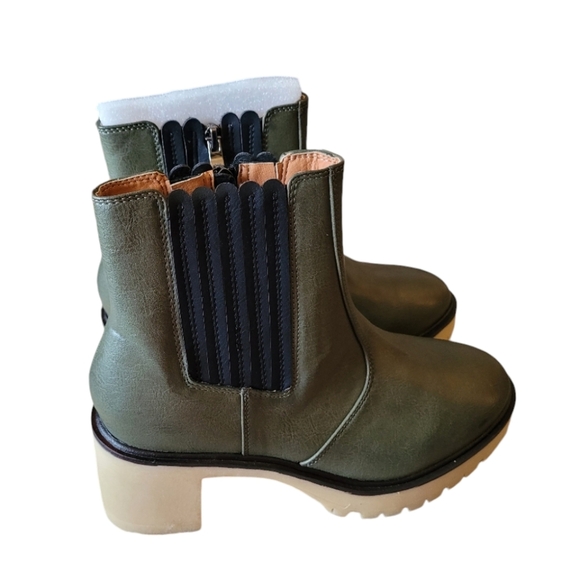 Beast Fashion Platform Combat Army Green Ankle Boots Size 8 New in Box - Picture 8 of 10